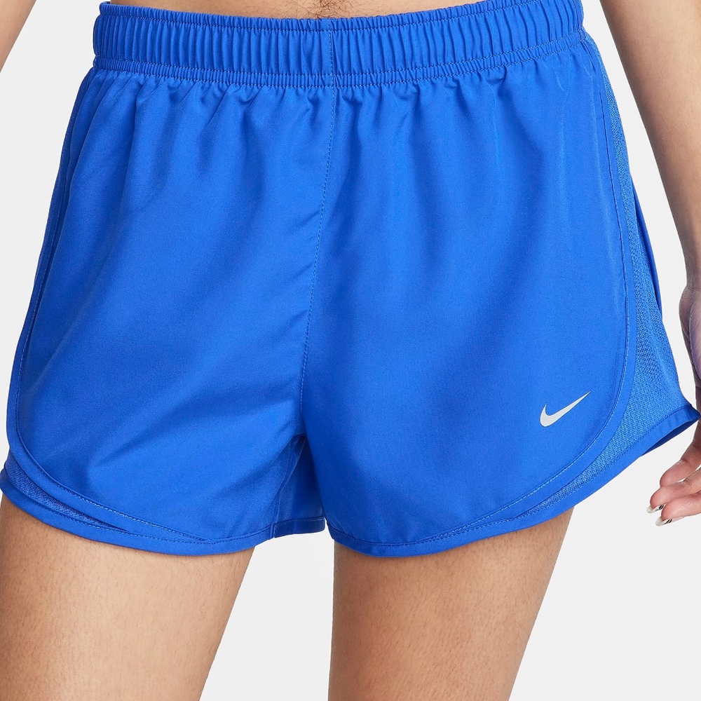 Women's Nike Tempo Dri-Fit Running Gym Tennis Shorts in Size Medium with Back Po